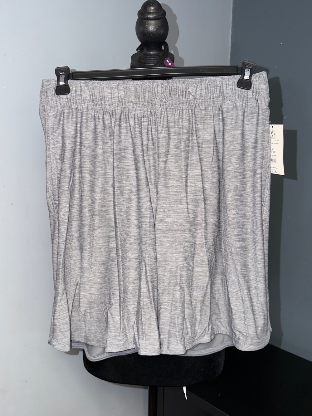 Athletic Works Light Gray A-Line Elastic Waist Skirt